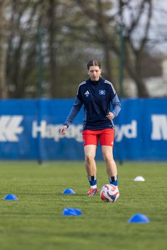 Bild 40 - wBJ Hamburger SV - Eimsbuettler TV : Ergebnis: 4:0